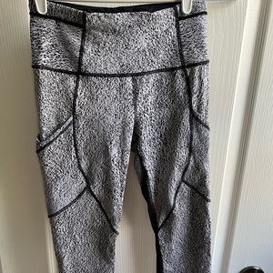 Lululemon Capri Leggings Spotted